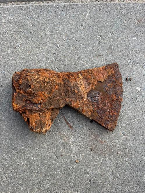 Antieke handbijl, Antiek en Kunst, Antiek | Gereedschap en Instrumenten, Ophalen of Verzenden