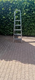 huishoudtrap 5 treden 4, Ophalen, Opvouwbaar of Inschuifbaar, Minder dan 2 meter