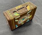 Blikken spaarpot vakantie reis koffer zonder sleutel, Verzamelen, Ophalen of Verzenden, Gebruikt, Metaal of Blik, Overige thema's