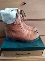 Nieuwe laarsjes. Schoenen. Bergschoenen.
Landrover. Maat 40., Ophalen of Verzenden, Zo goed als nieuw, Bruin, Wandelschoenen