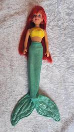 Nette pop Ariel met groene zwemvin, Disney kleine zeemeermin, Ophalen of Verzenden, Overige figuren, Zo goed als nieuw, Beeldje of Figuurtje