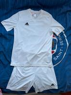 Adidas tshirt+ broekje maat 164, Kinderen en Baby's, Kinderkleding | Maat 164, Ophalen, Adidas, Zo goed als nieuw, Setje