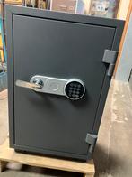 Nieuwe kluis, Ophalen, Zo goed als nieuw