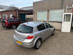 Opel Astra 1.6 16V 5D 2006 Grijs, Voorwielaandrijving, Zwart, 4 cilinders, 1165 kg
