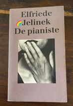 GRATIS Elfriede Jelinek -,De Pianiste Ophalen in Apeldoorn, Boeken, Literatuur, Elfriede Jelinek, Zo goed als nieuw, Nederland