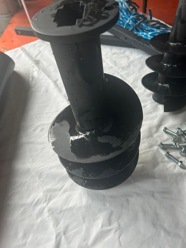 Grondborenset 140mm en 180mm tot 16 meter diep, Doe-het-zelf en Verbouw, Gereedschap | Handgereedschap, Zo goed als nieuw, Ophalen of Verzenden