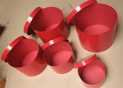 Set van 5  rode opbergdozen - rond - met deksel, Huis en Inrichting, Woonaccessoires | Overige, Zo goed als nieuw, Ophalen of Verzenden