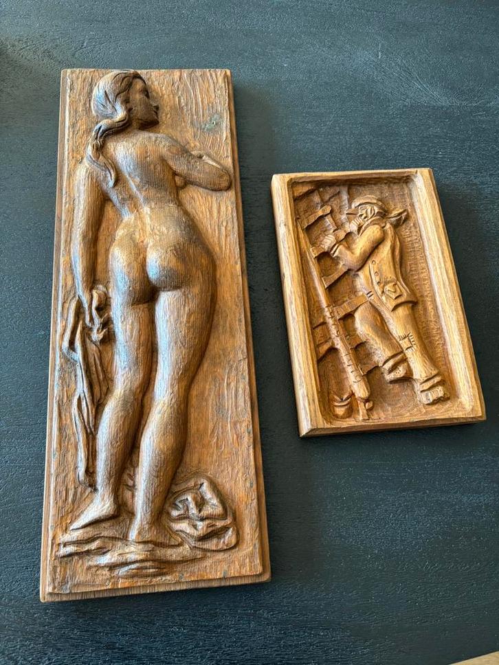 Twee antiek/vintage houtsnijwerk wanddecoratie hout, Antiek en Kunst, Kunst | Beelden en Houtsnijwerken, Ophalen of Verzenden