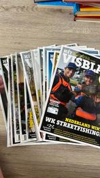 15 visbladen + 2 informatieboeken over snoeken, Ophalen of Verzenden, Zo goed als nieuw