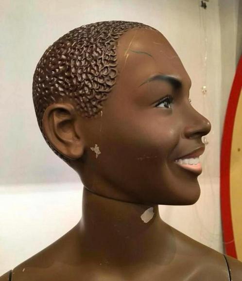 Etalagepop, mannequin pop met beweegbaar hoofd en romp, Antiek en Kunst, Curiosa en Brocante, Ophalen