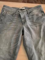 Cambio Jeans, grijze jeans (model Piper short) mt 42/44, Ophalen of Verzenden, Zo goed als nieuw, Grijs, W33 - W36 (confectie 42/44)