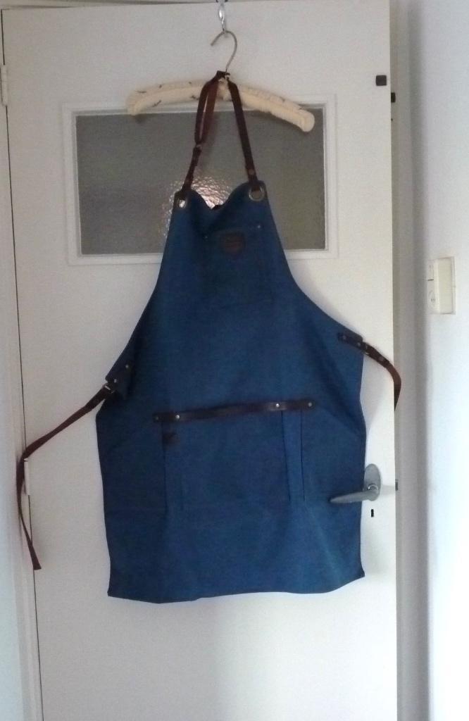 keukenschort, bbq-schort Alaskan Maker, Huis en Inrichting, Keuken | Textiel, Nieuw, Schort, Blauw, Ophalen of Verzenden