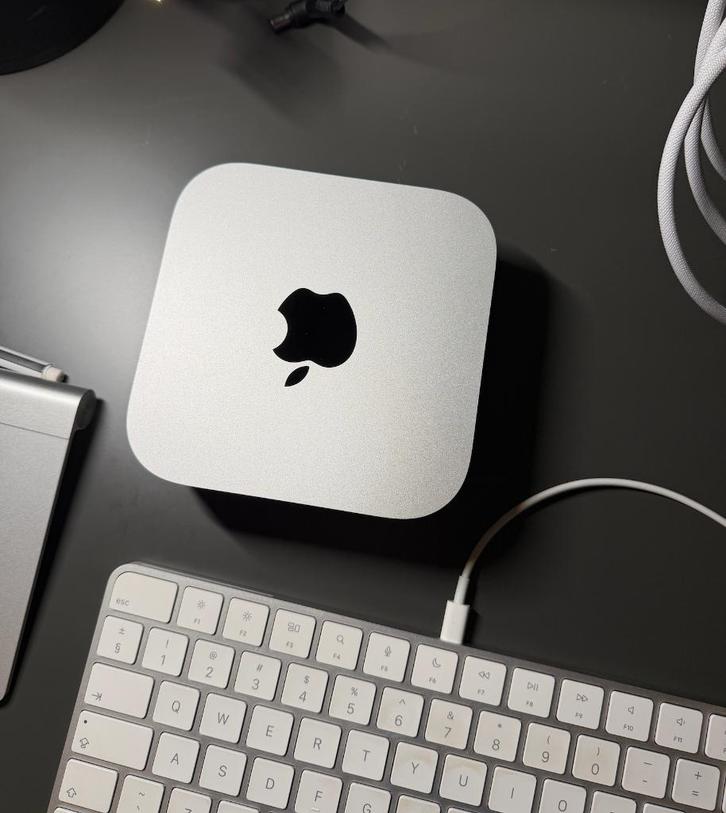 Mac mini M4 (256GB SSD, 10-core CPU + 10-core GPU, 16GB RAM), Computers en Software, Apple Desktops, Zo goed als nieuw, Mac Mini