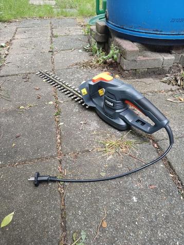 Ferm heggenschaar, uitstekende staat beschikbaar voor biedingen