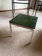Vintage Groene kleine bijzettafel /plantentafel  - Vierkant, Huis en Inrichting, Tafels | Bijzettafels, Ophalen, Minder dan 45 cm