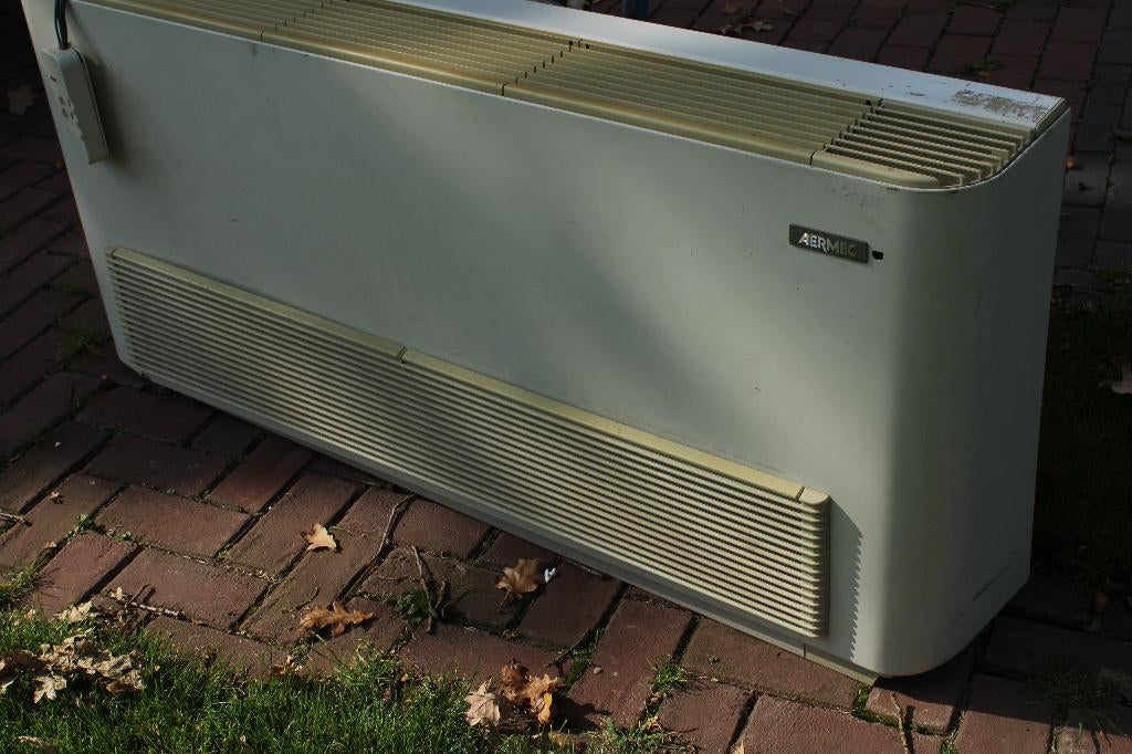 Fan Coil Unit, Ophalen, Gebruikt, Minder dan 30 cm, Cv-ketel of Combi-ketel