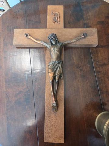 corpus Christi inclusief INRI Jezus aan het kruis beschikbaar voor biedingen
