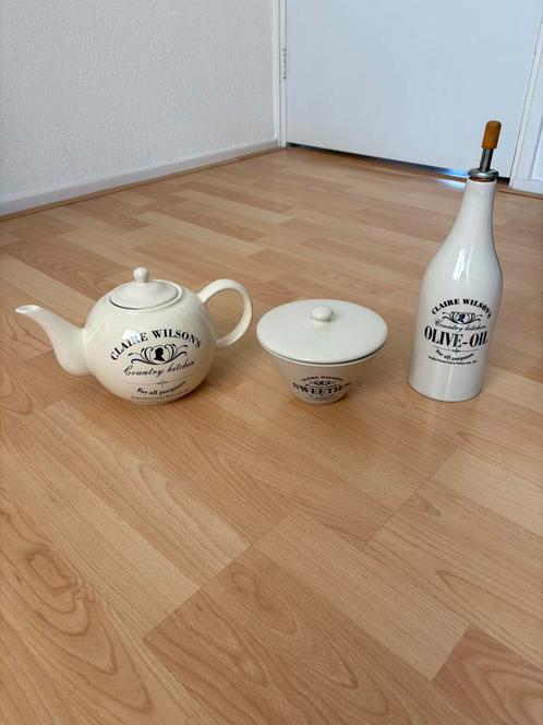 Servies Claire Wilson’s, Huis en Inrichting, Keuken | Servies, Zo goed als nieuw, Overige typen, Overige stijlen, Ophalen of Verzenden