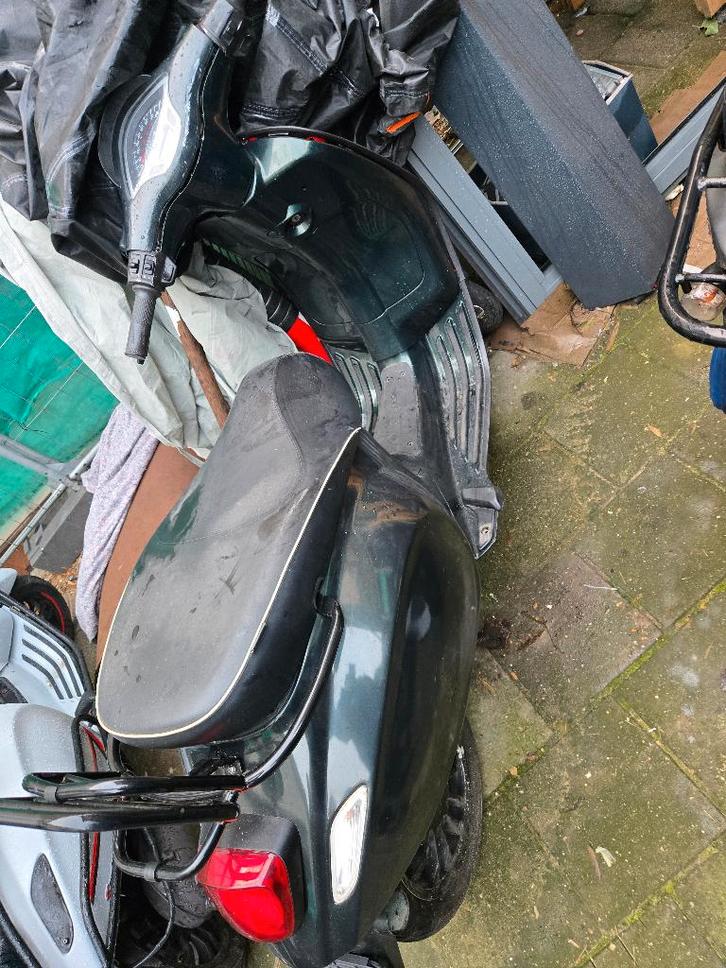 Vespa sprint 80cc Malossi blok, Fietsen en Brommers, Scooters | Vespa, Zo goed als nieuw, Overige modellen, Benzine, Ophalen