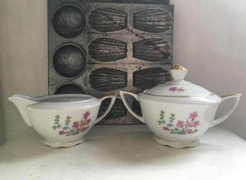Vintage brocante roomstel/roomstelletje beschikbaar voor biedingen