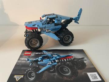 Technisch lego auto beschikbaar voor biedingen