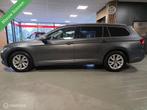 Volkswagen Passat Variant 1.6 TDI Highline DSG Automaat Zeer, Auto's, Gebruikt, Euro 6, 4 cilinders, Origineel Nederlands