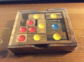 Houten mini breinpuzzel spel. nieuw in folie beschikbaar voor biedingen