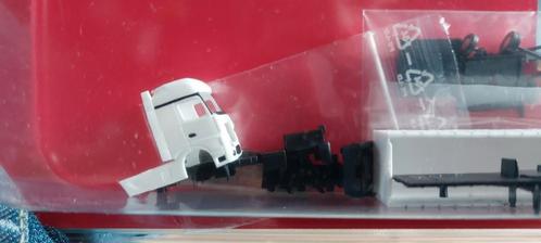 NLK 0829 MERCEDES-BENZ ACTROS/GORDIJNTRAILER 1/160, Hobby en Vrije tijd, Modeltreinen | N-Spoor, Nieuw, Overige typen, Overige merken