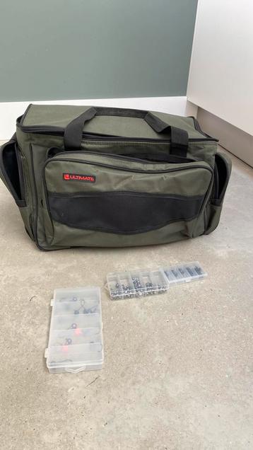 Vis tas ultimate +extra vis spullen beschikbaar voor biedingen