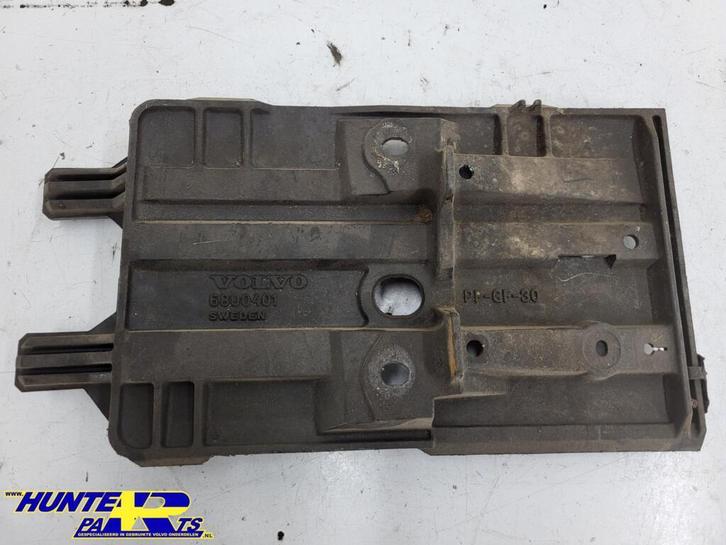 Accubak Volvo 850 ('91-'96) 6800401, Auto-onderdelen, Accu's en Toebehoren, Volvo, Gebruikt, Ophalen of Verzenden