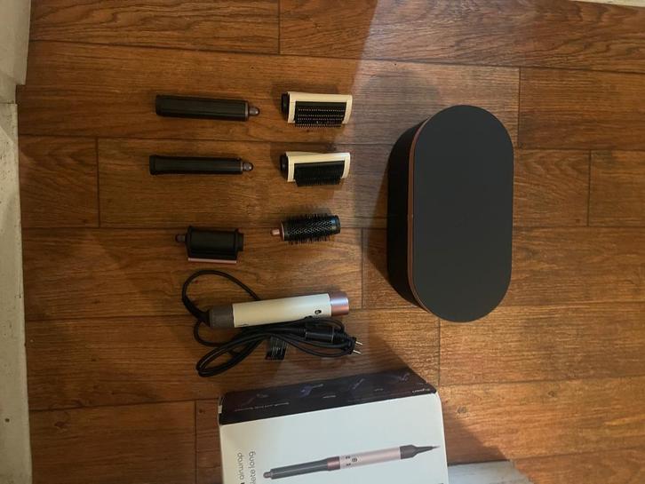 Dyson airwrap complete long, Sieraden, Tassen en Uiterlijk, Uiterlijk | Haarverzorging, Zo goed als nieuw, Föhn of Haardroger