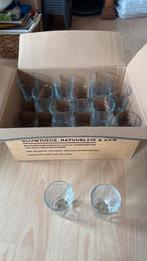 24 kleine (limonade)glaasjes, Ophalen of Verzenden, Zo goed als nieuw, Borrel- of Shotglas