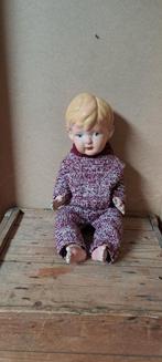 Vintage Pop met Gebreide Kleding, Ophalen of Verzenden