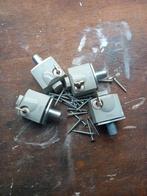 Raam sloten AXA,4 stuks, met sluitkom, schroeven en sleutels, Ophalen of Verzenden, Zo goed als nieuw, Overige materialen, Slot