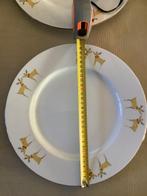 Twee feestelijke borden / Thun / Kerst, Huis en Inrichting, Keuken | Servies, Ophalen of Verzenden, Zo goed als nieuw, Bord(en)