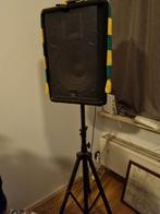 Speakers , podium speaker, Muziek en Instrumenten, Standaards, Ophalen of Verzenden, Zo goed als nieuw, Speaker