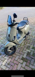 Vespa lx 50, Fietsen en Brommers, Scooters | Vespa, Vespa LX, Zo goed als nieuw, Ophalen