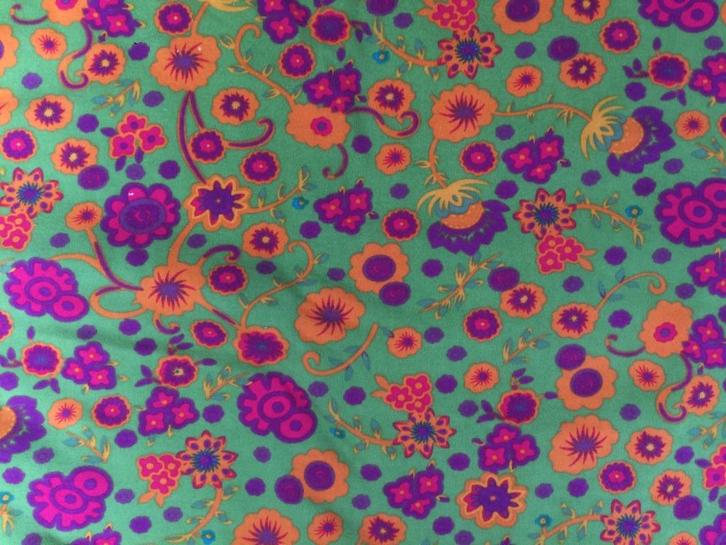 Stenzo / Bizzkids mooie NIEUWE groene lap stof met bloemen, Hobby en Vrije tijd, Stoffen en Lappen, Nieuw, 30 tot 120 cm, 30 tot 200 cm