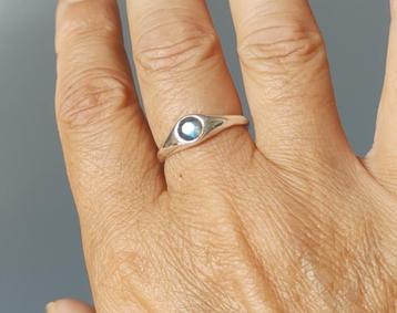 zilveren ring met natuurlijke Labradoriet steen zilver 925 beschikbaar voor biedingen