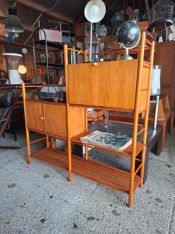 Vintage kast stokkenkast wandmeubel boekenkast  beschikbaar voor biedingen