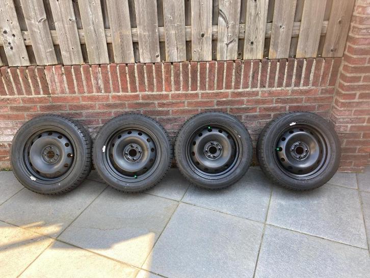 winterbanden op staalvelg, Auto-onderdelen, Banden en Velgen, Banden en Velgen, Winterbanden, Gebruikt, Ophalen