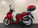Gave en jonge Honda SH150i slechts 5600km!, Motoren, Motoren | Honda, Scooter, HONDA, Bedrijf, Onbekend