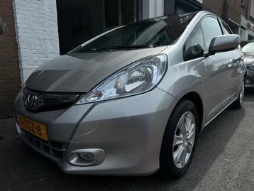 Honda Jazz 1.4 Hybrid Elegance AUTOMAAT Cruise PDC LMV Nette beschikbaar voor biedingen