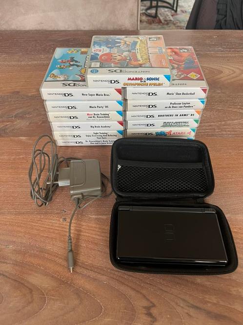 Nintendo DS Lite (zwart) met 13 games (o.a. Mario), Spelcomputers en Games, Spelcomputers | Nintendo DS, Gebruikt, DS Lite, Zwart