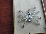 Mooie strass broche spin, Sieraden, Tassen en Uiterlijk, Broches, Ophalen of Verzenden, Zo goed als nieuw, Zilver, Overige materialen