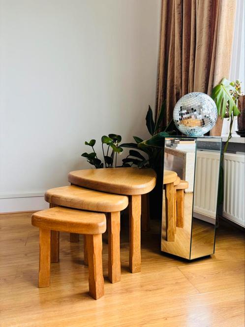 Set van 3 vintage houten nesting tables, Huis en Inrichting, Tafels | Bijzettafels, Gebruikt, Overige vormen, Minder dan 45 cm