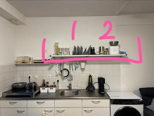 Wandplanken – €8 per stuk / Wall Shelves – €8 each, Huis en Inrichting, Woonaccessoires | Wandplanken en Boekenplanken, Gebruikt