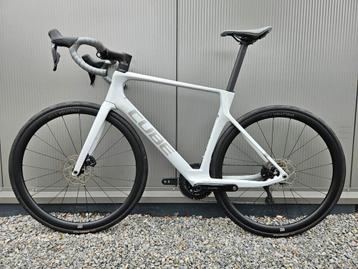 Cube Agree C:62 One Disc carbon racefiets - 105 Di2 - 56cm beschikbaar voor biedingen