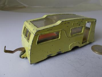 1961 Dinky Toys 188 FOUR-BERTH CARAVAN. (Opknapper.)