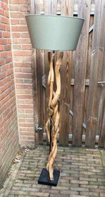Houten Vloerlamp met Metalen Staander, Ophalen, Zo goed als nieuw, Hout, 150 tot 200 cm